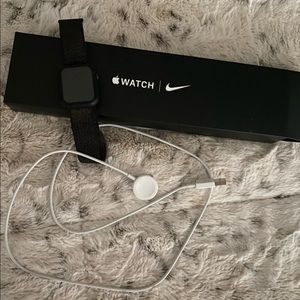 Apple Watch Series 6 44mm LIKE NEW
